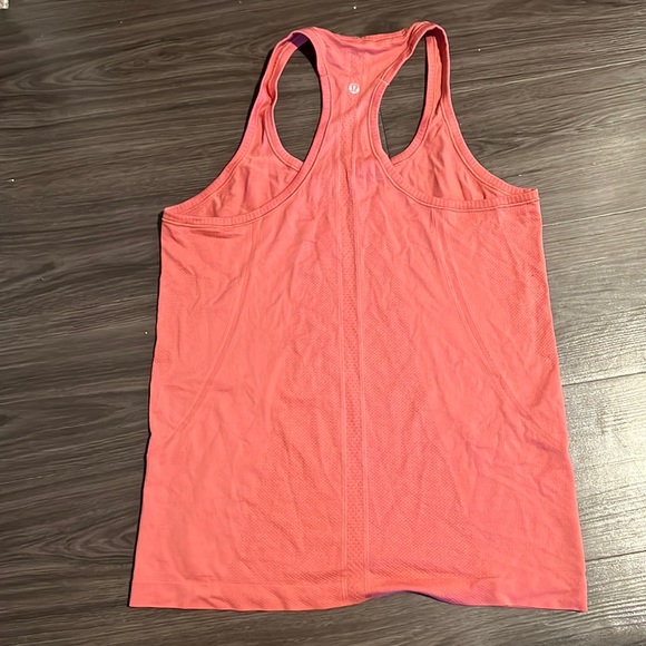 Lululemon swiftly tech racerback - Picture 3 of 3